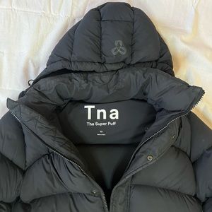TNA Super Puff (Black)